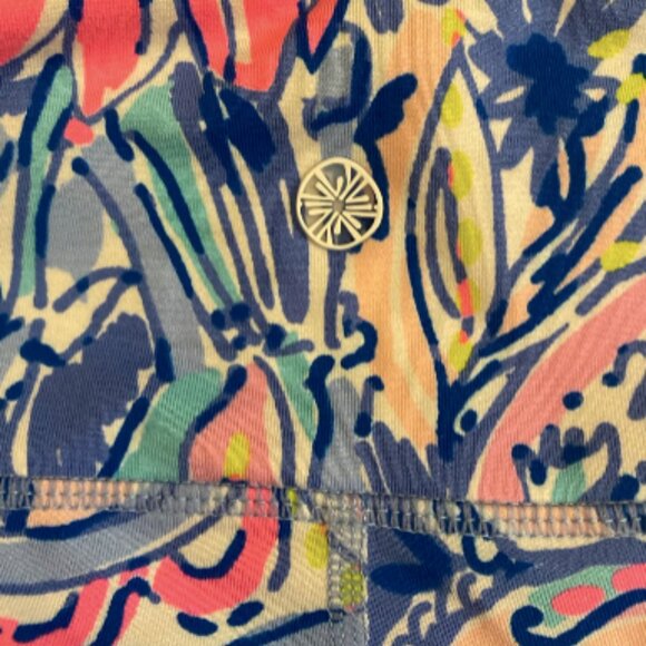 Lilly Pulitzer Luxletic Weekender High Rise Leggings in “Pop Up Got Your Back” - Picture 9 of 9